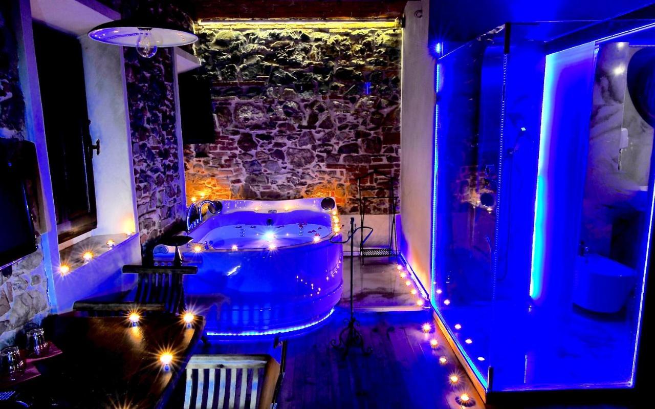 Castello Di Montalbano Bed & Breakfast ฟลอเรนซ์ ภายนอก รูปภาพ