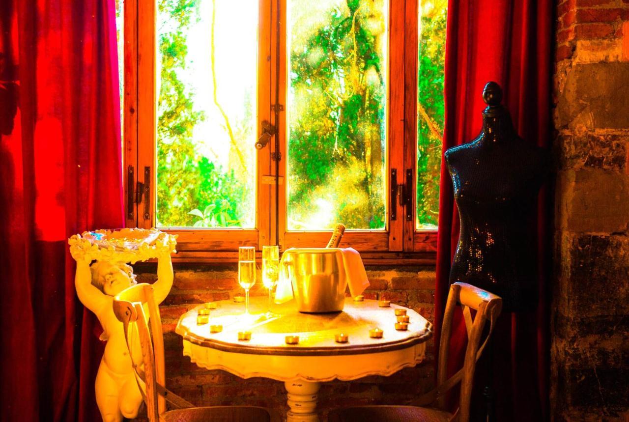 Castello Di Montalbano Bed & Breakfast ฟลอเรนซ์ ภายนอก รูปภาพ