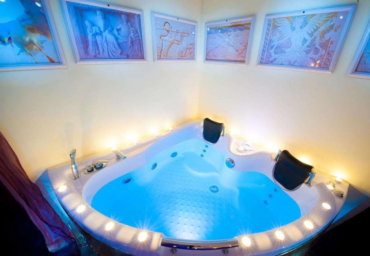 Castello Di Montalbano Bed & Breakfast ฟลอเรนซ์ ภายนอก รูปภาพ
