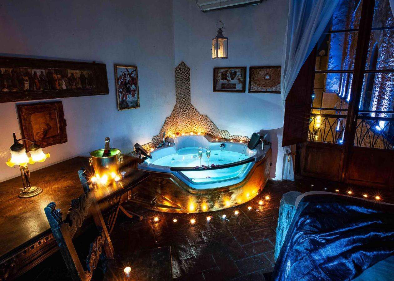 Castello Di Montalbano Bed & Breakfast ฟลอเรนซ์ ภายนอก รูปภาพ