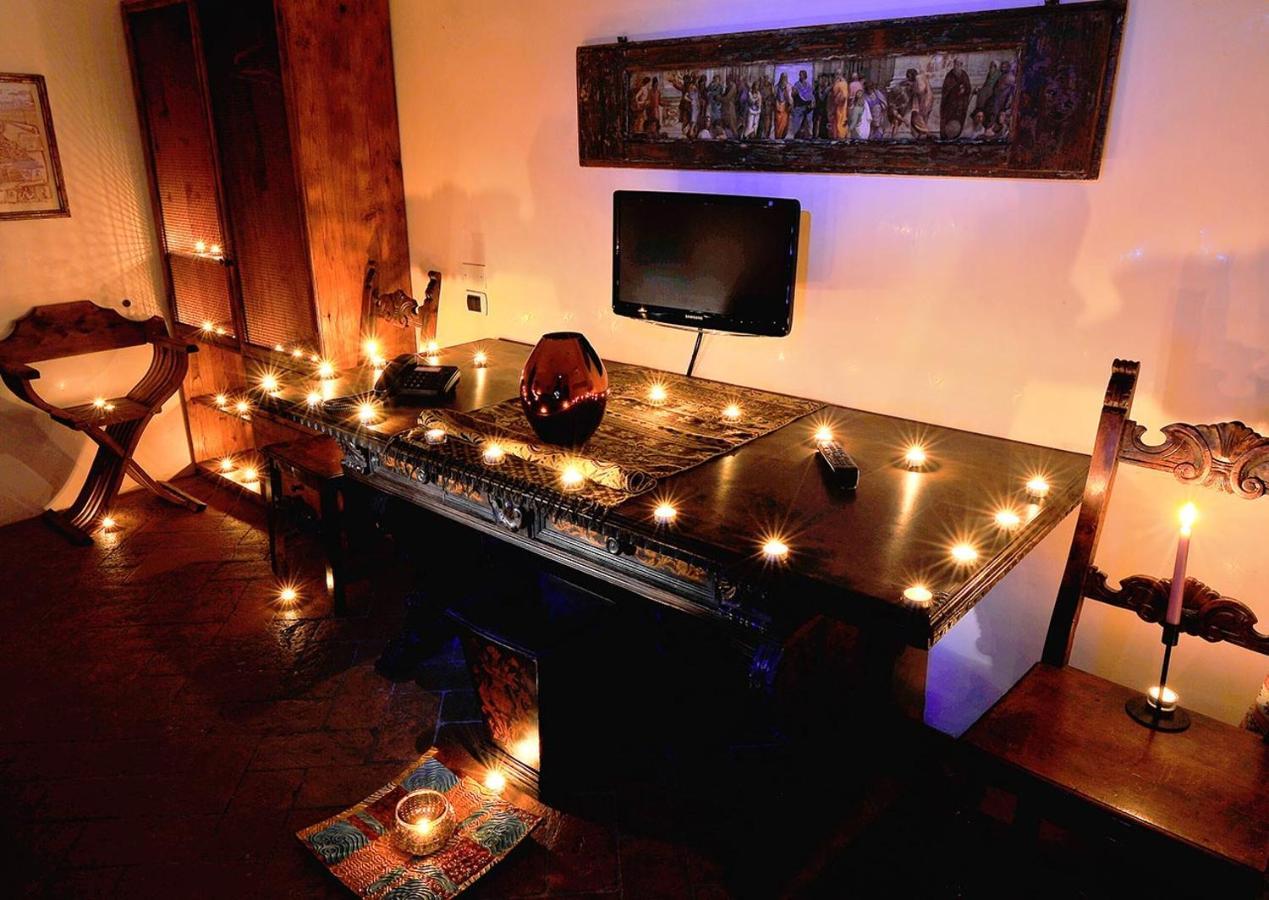 Castello Di Montalbano Bed & Breakfast ฟลอเรนซ์ ภายนอก รูปภาพ